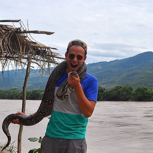 Was einem nicht alles über den Weg kriecht - An irgend einem braunen Fluss